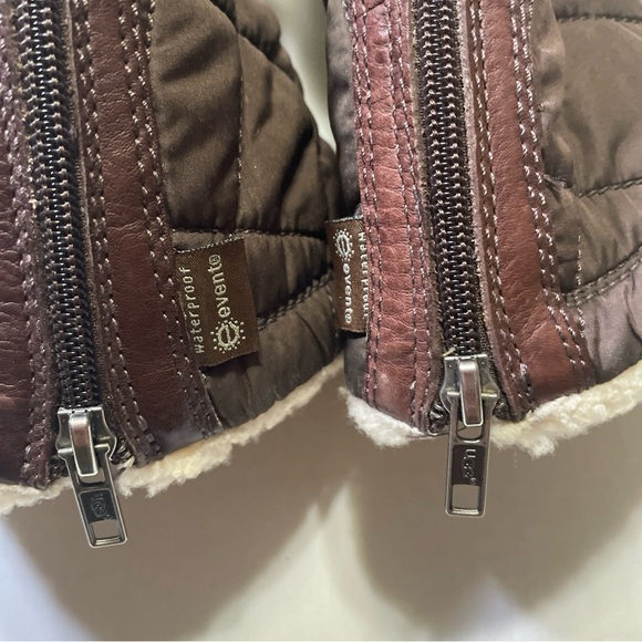 UGG WOMEN'S SIZE 7 SNOWPEAK VIBRAM SOLE EVENT WATERPROOF BOOTS BROWN PRE-OWNED. - Picture 10 of 13